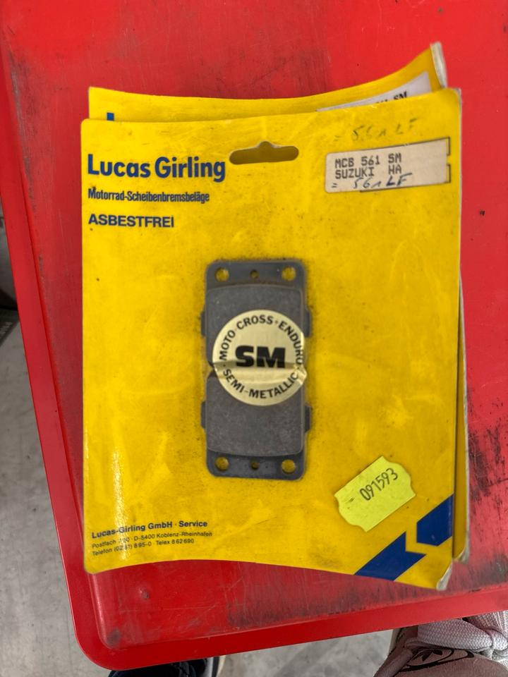 Suzuki RM 125 H/ 250 H/ 500 H Bremsbeläge Lucas MCB 561