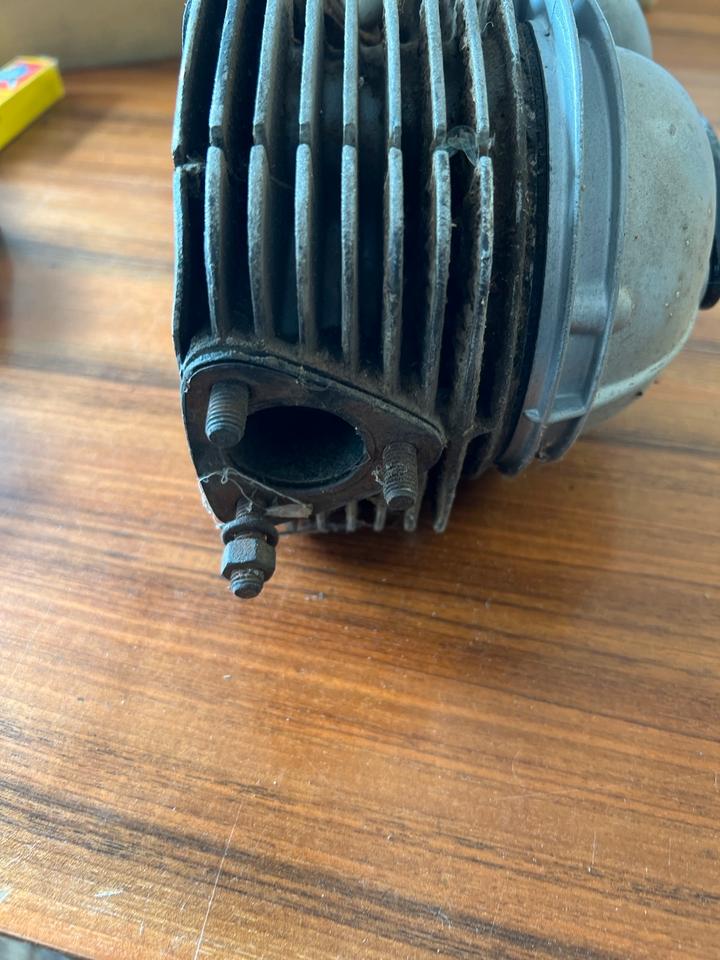 Bmw isetta 250 Zylinderkopf 50€