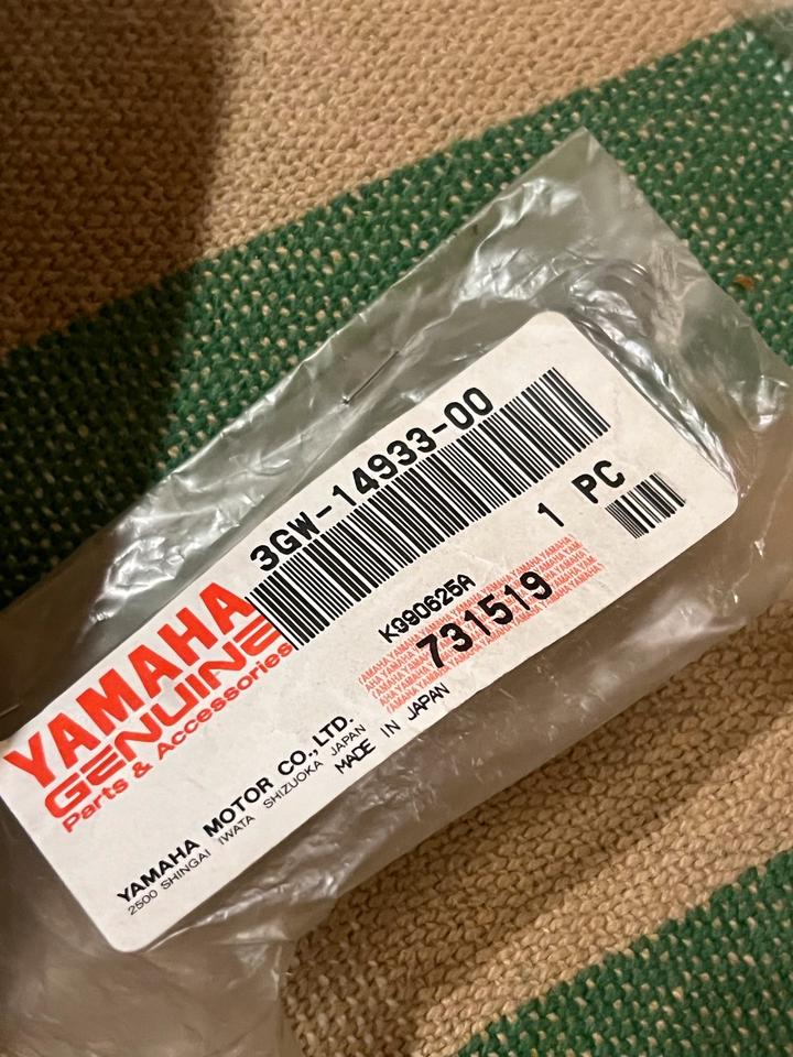 Yamaha SR 500 XT 250 Feder gasschieber 3GW-14933-00 neu