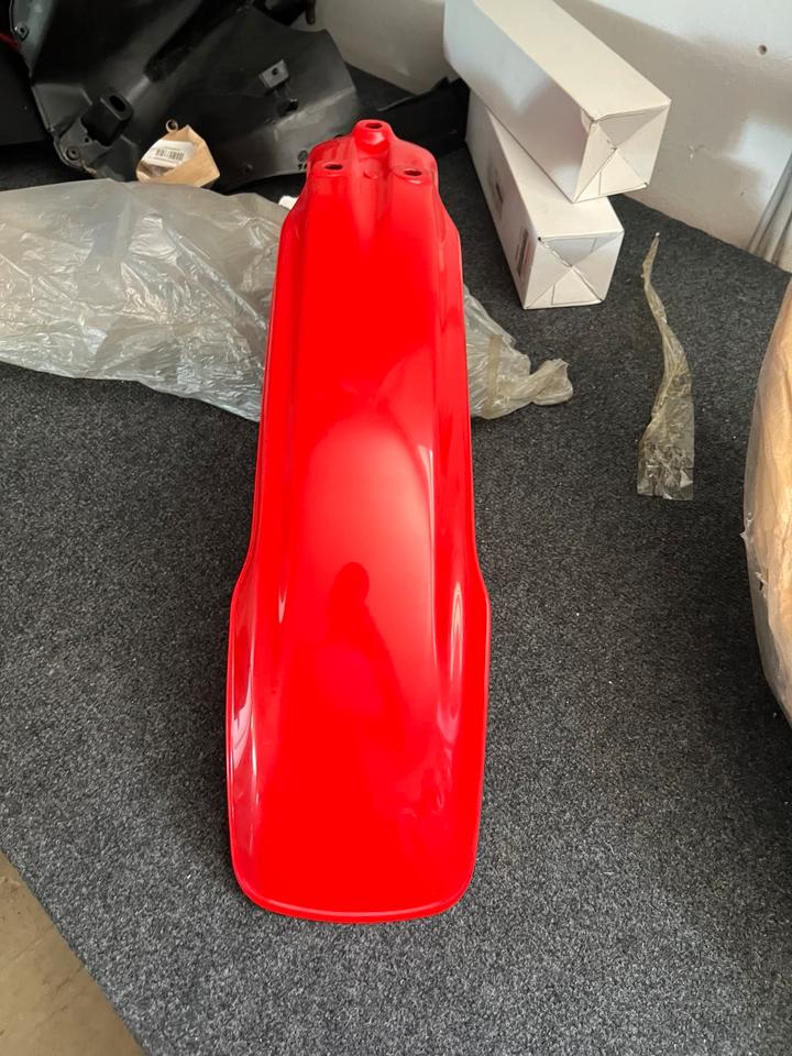 Honda XL 125 185 250 Kotflügel neu 61100-427-7000