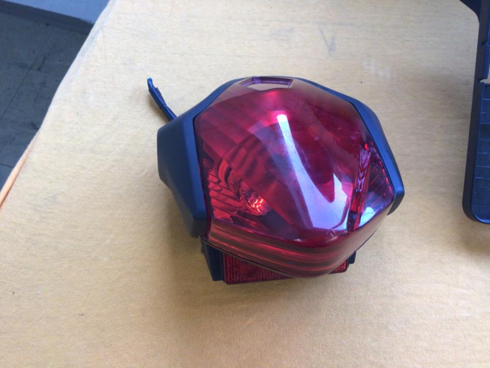 Honda integra 700 Rücklicht komplett 30€