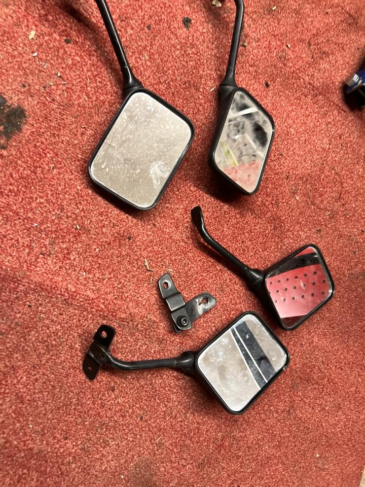 Suzuki RG 80 Spiegel links rechts