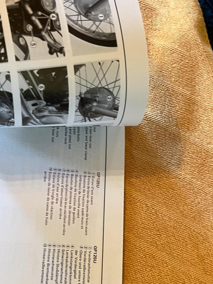 Suzuki GP125 Fahrer-Handbuch / Owner's Manual