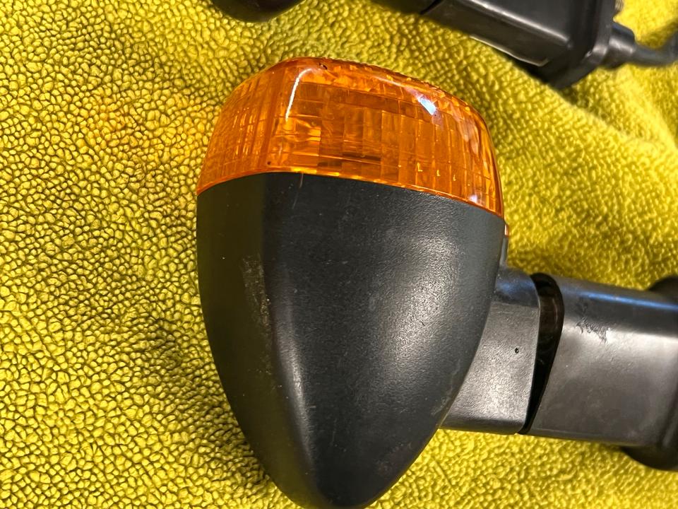 Kawasaki Z 1000 2004 2005 Blinker vorne links rechts 30€ zusammen