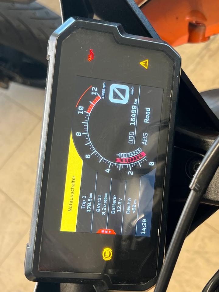 Ktm rc 125 Tacho ab 2022 220€
