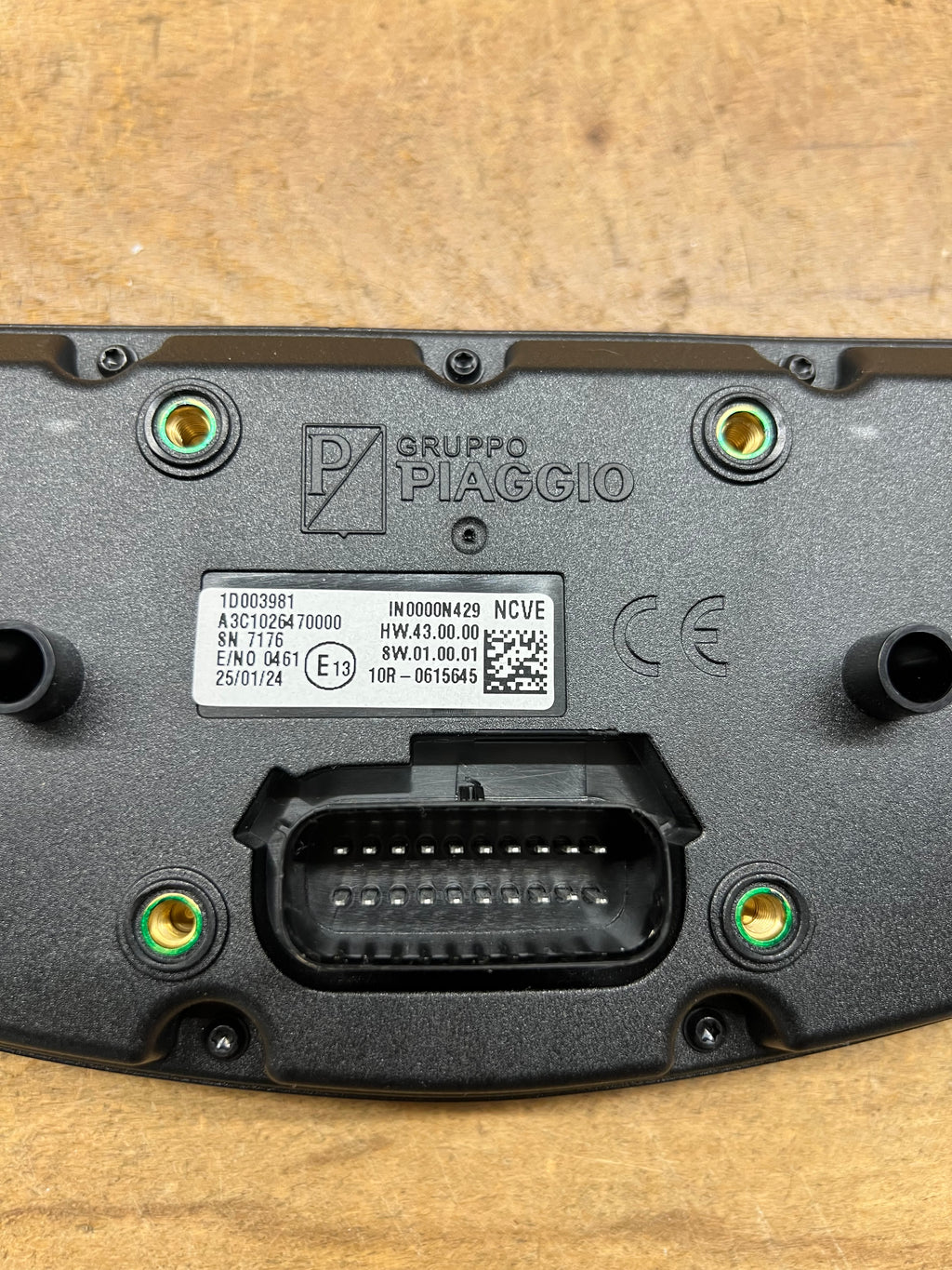 SXR50 Tacho 1D003981 neuwertig 742 km