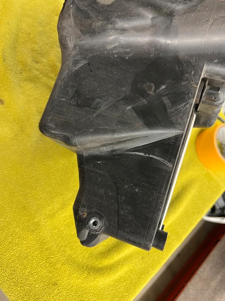 Kawasaki Z 1000 Luftfilter Kasten 20€