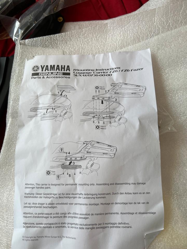 Yamaha FZ6 Gepäckträger neu Orginal 5VX-W0736-00-00