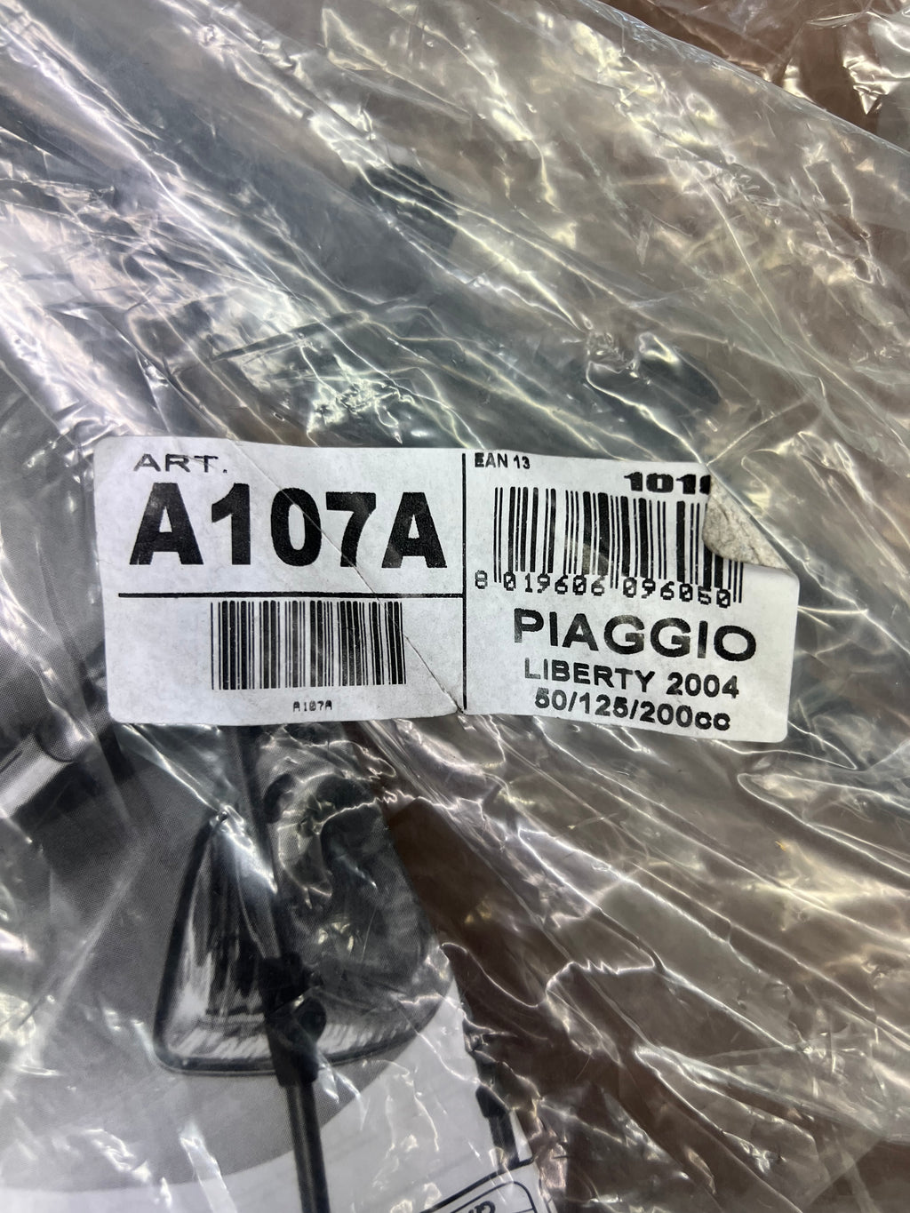 Piaggio Liberty 50 125 200 Windschildhalterung Givi A107A neu