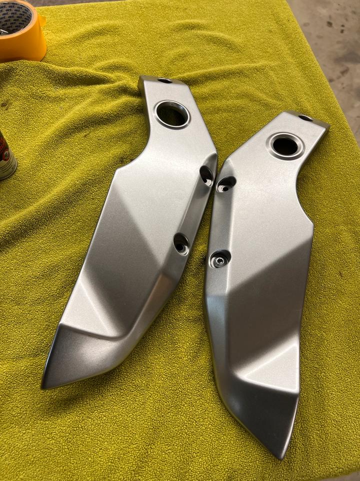 Kawasaki Z 1000 2004-2005 Seitenverkleidung Deckel Rahmen je 20€