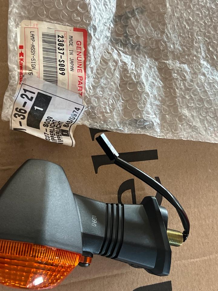 Kawasaki KLV Blinker hinten 23037-S0009 neu