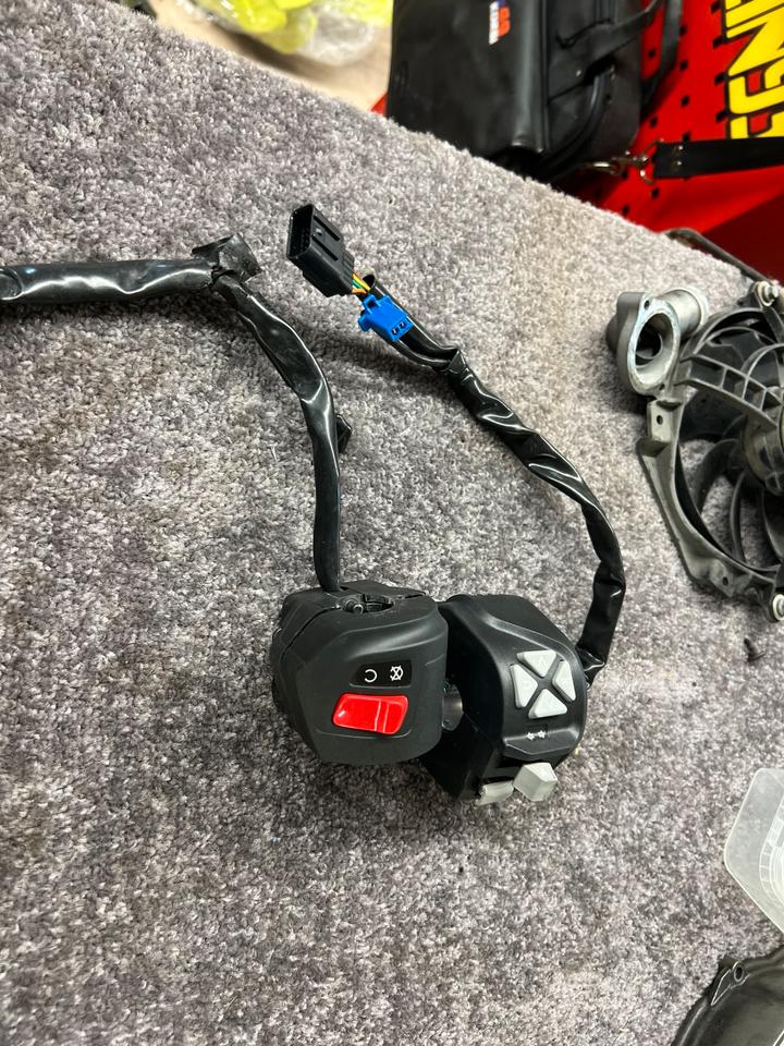 Ktm RC 125 390 Lenkerschalter links 50€