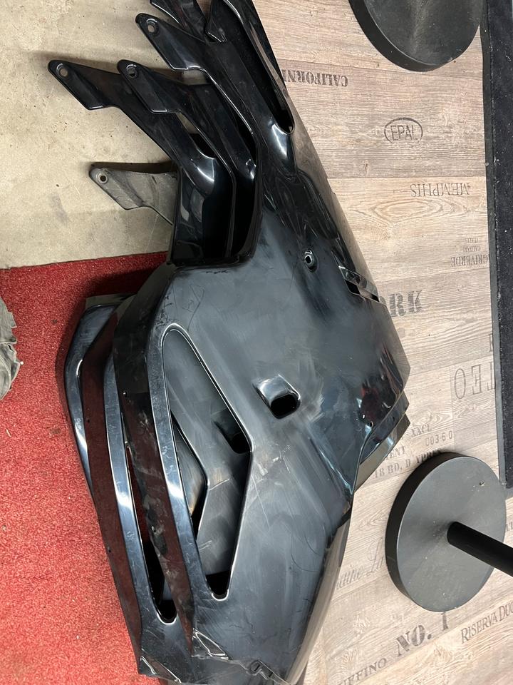 Aprilia rsv 1000 Factory Verkleidung links Orginal je 70€