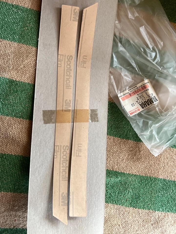 Yamaha RD 500 47X-2477L-10 Aufkleber neu