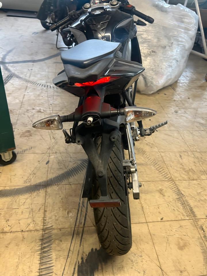 Aprilia RS 125 komplett oder in Teilen zu verkaufen