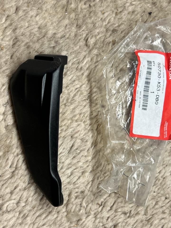 Honda SH 350 Soziusfussraste 50730-K53-DB0