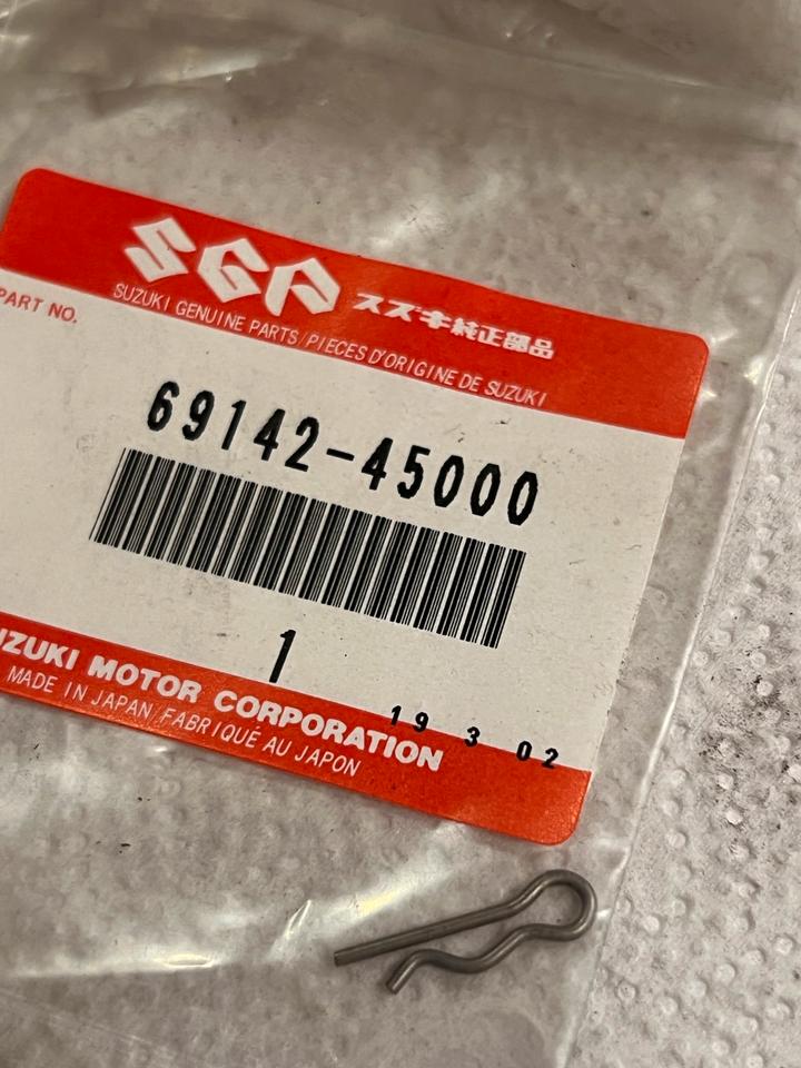 Suzuki FEDERSPLINT 69142-4500 Bremssattel