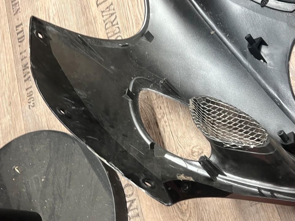 Suzuki Hayabusa gsxr 1300 94411-24F0 Oberteil Kanzel