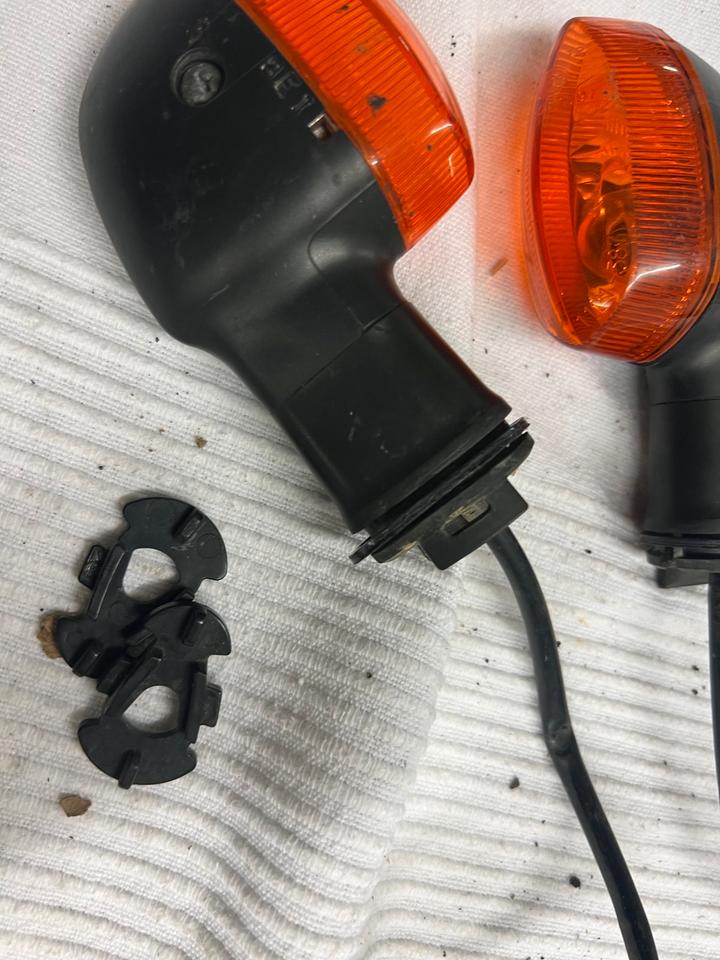 Blinker Yamaha r6 typ rj03 36€ zusammen