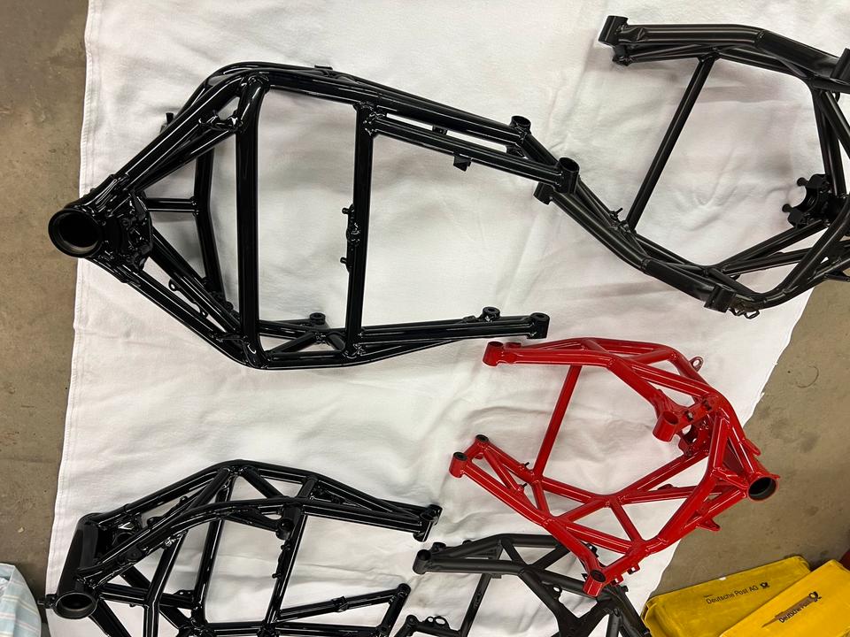 Rahmen mv F 3 agusta brutale Rivale neu je 300€