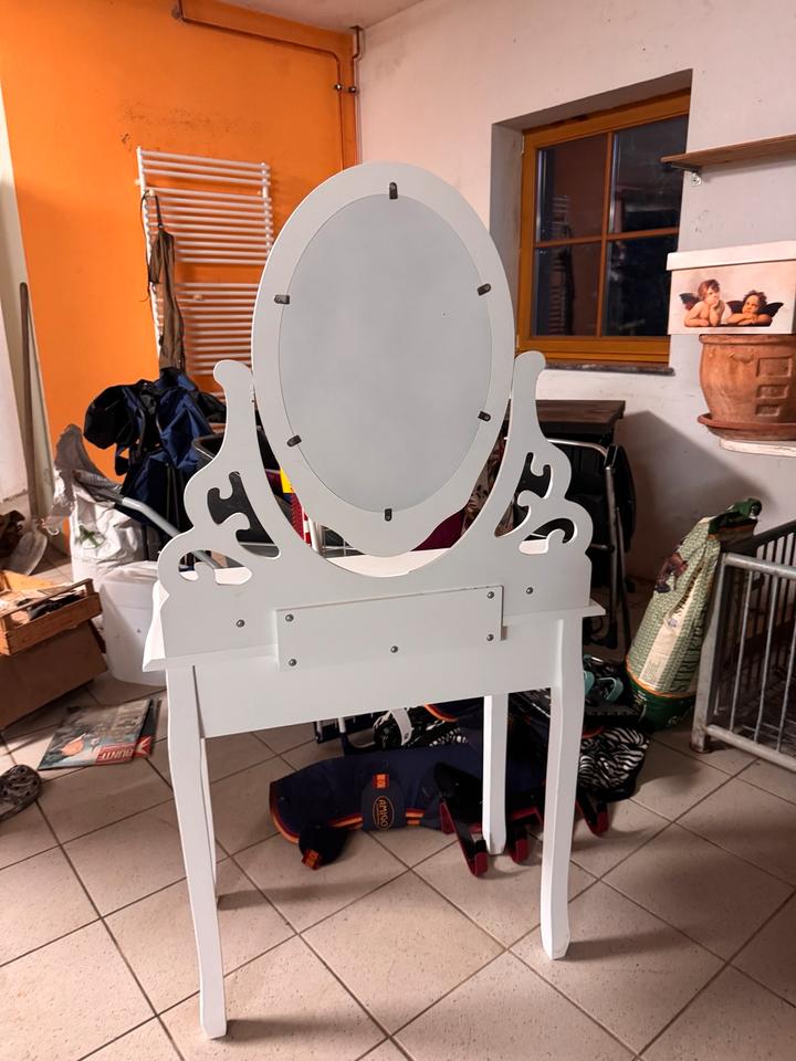 Weißer Ikea Schminktisch mit Spiegel und 4 Schubladen