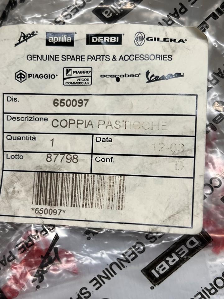 Gilera GP 800 Bremsbeläge vorne 650097 neu 20€