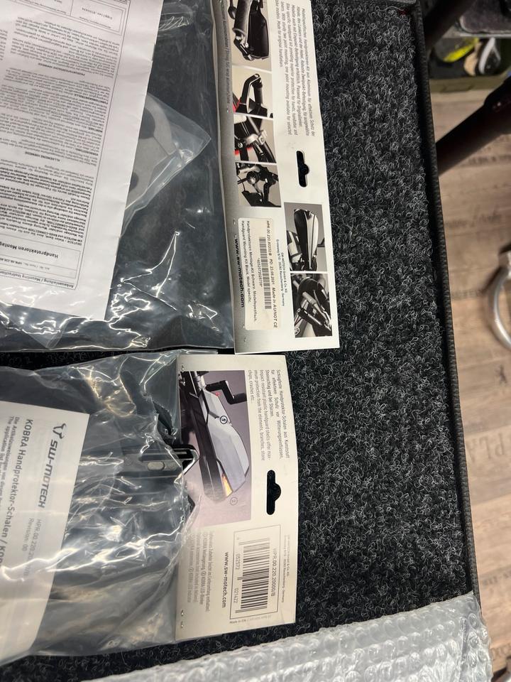 Kawasaki Versys 1000 Suzuki DL 650 sw motech handguard kit komp