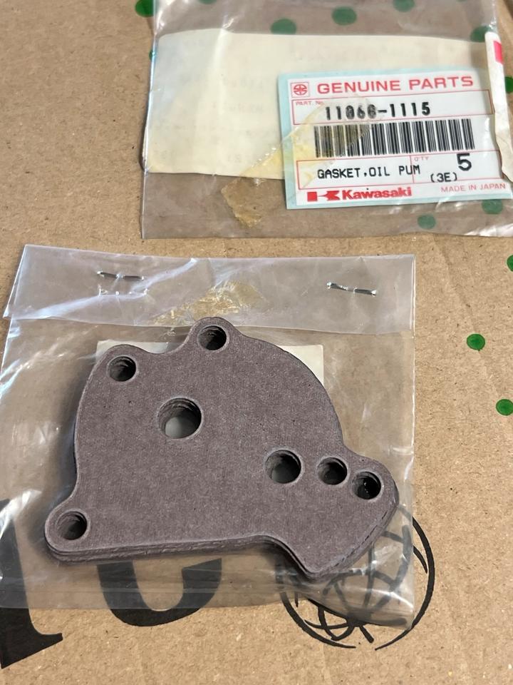 Kawasaki KLR 650 KLX 650 KLR 600 Ölpumpe Dichtung 11060-1115 neu