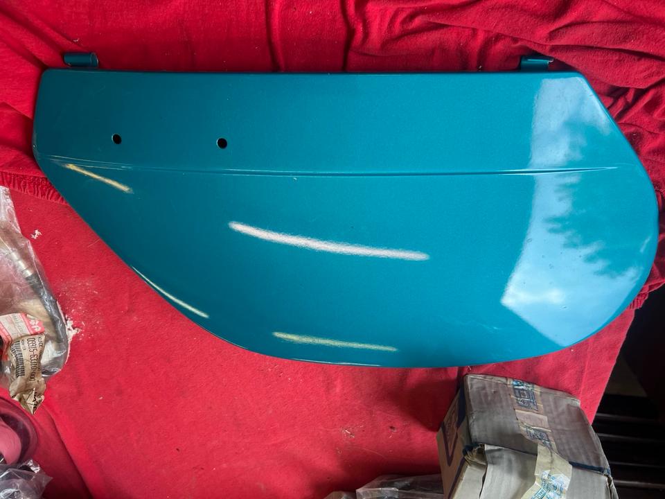 Vespa PK Seitendeckel links