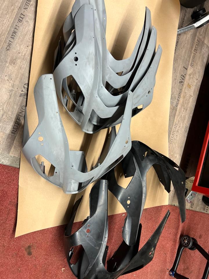 Aprilia Rsv 1000 r dis.106404 Oberteil Verkleidung Kanzel neu 140