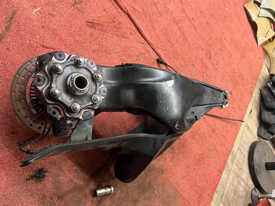 Ktm 1290 superduke R Schwinge 200€