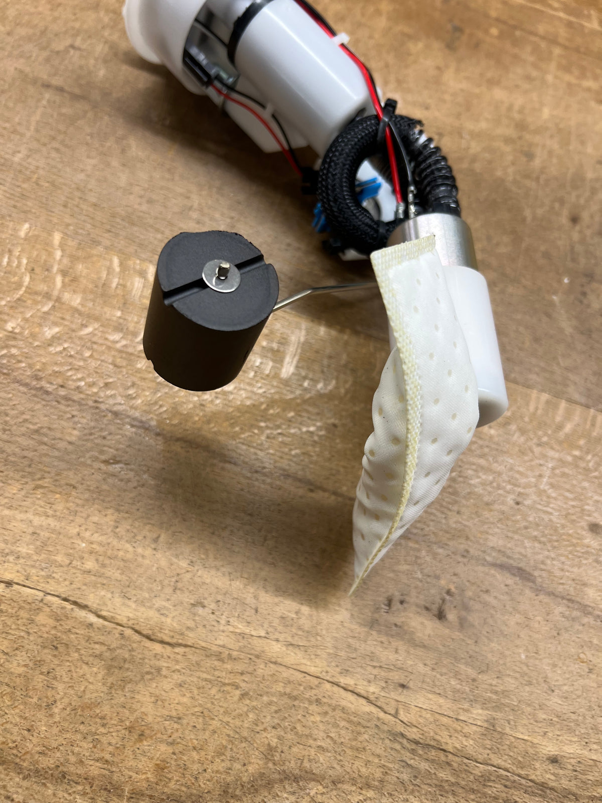 Aprilia RS125 GP Kraftstoffpumpe 2D000605