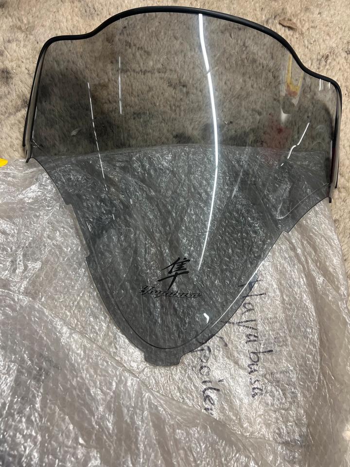Suzuki Hayabusa gsxr 1300 Windschild Spoiler Scheibe neu 50€