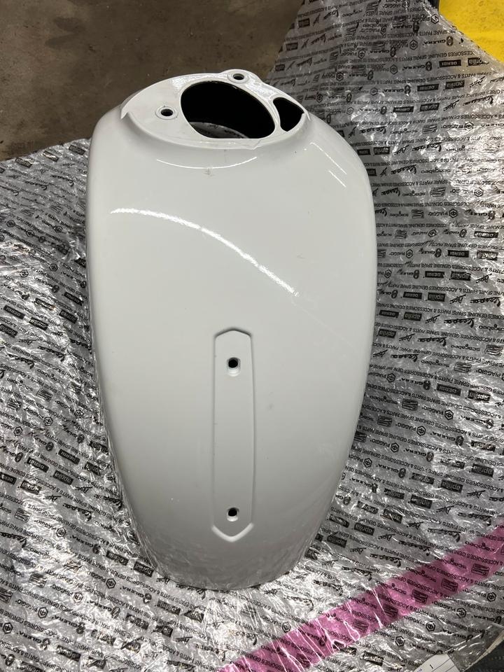 Vespa GTS 125 E5 kotflügl vorne 1B009438000B04