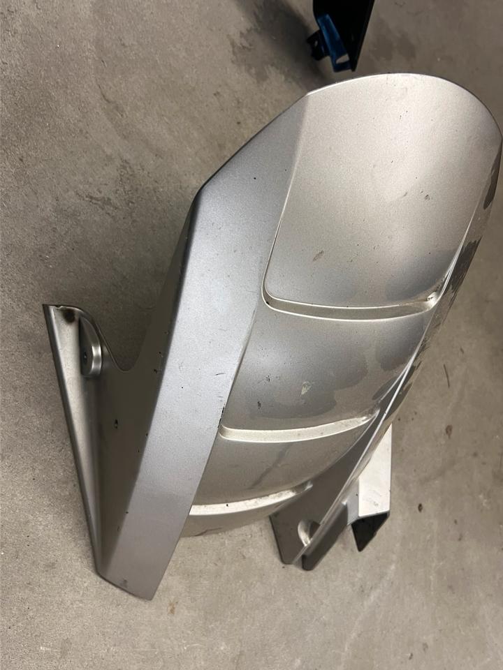 Kawasaki Z 1000 2003- Spritzschutz kotflügl hinten 28€