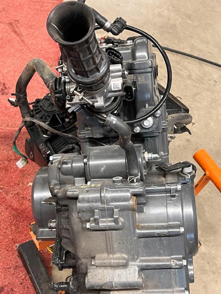 Ktm rc 125 Duke 125 Motor Baujahr 2024 16500 km alt 1200€