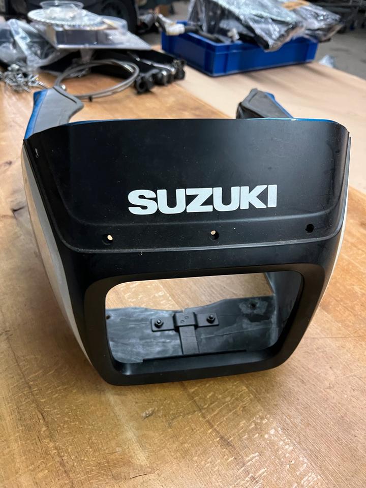 Suzuki 94413-31310 GS 750 es Front Verkleidung neu 250€