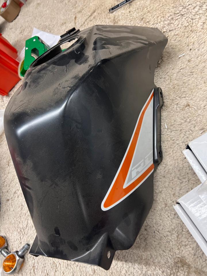 Ktm RC 390 Tank Abdeckung Verkleidung 20€