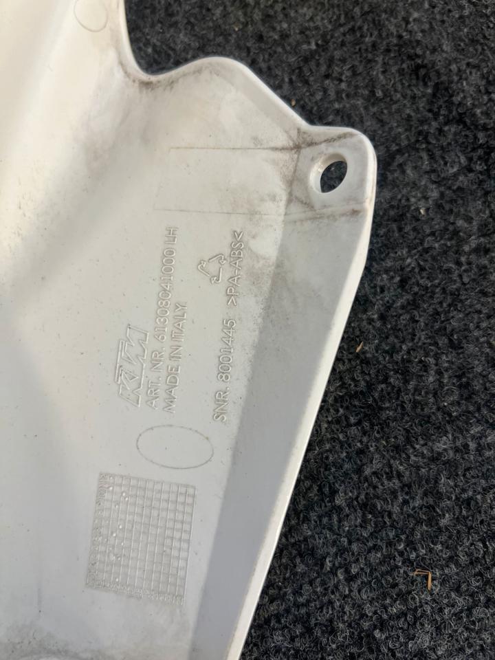 Krm 1290 superduke Verkleidung 61308041000LH top