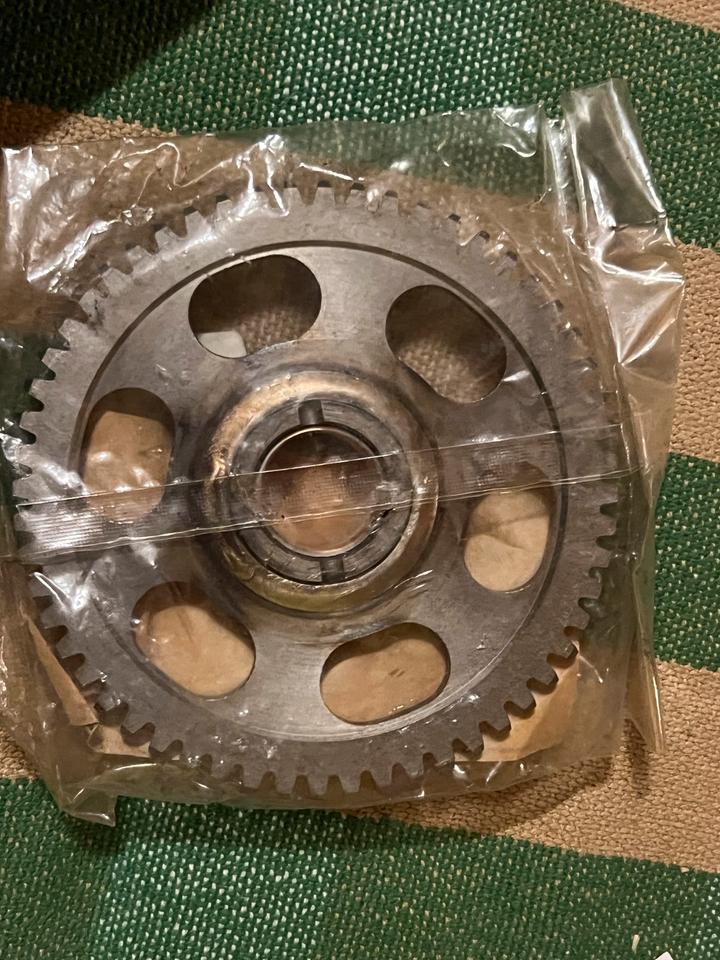 Yamaha TW 125 Zwischenrad 5H0-15517-00 neu
