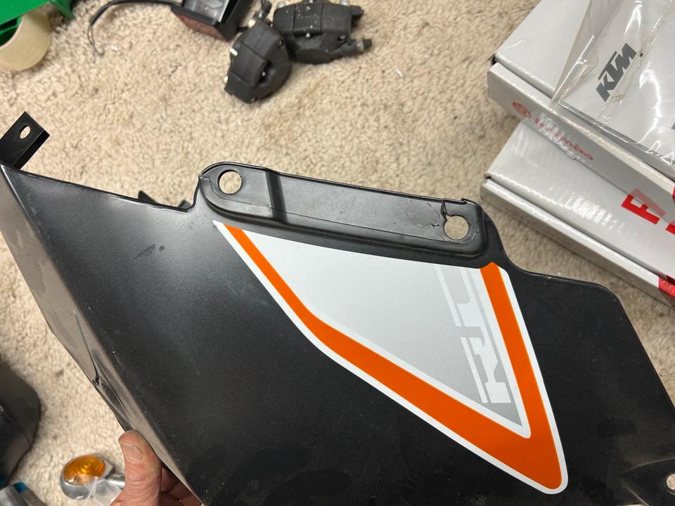 Ktm RC 390 Tank Abdeckung Verkleidung 20€