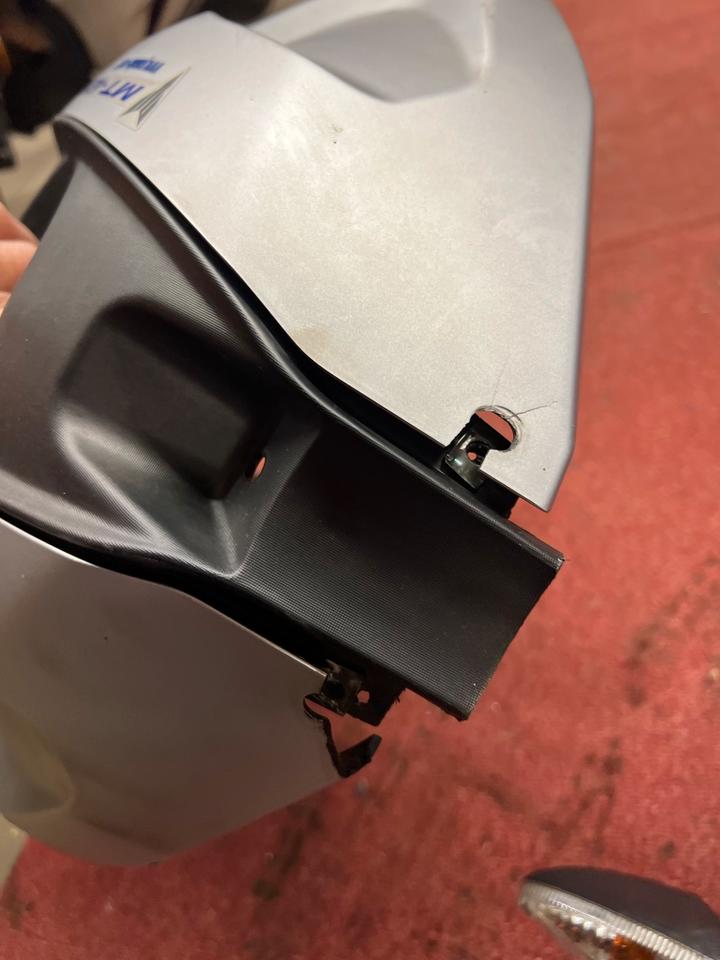 Yamaha MT 125 Verkleidung Spiegel Blinker 69€