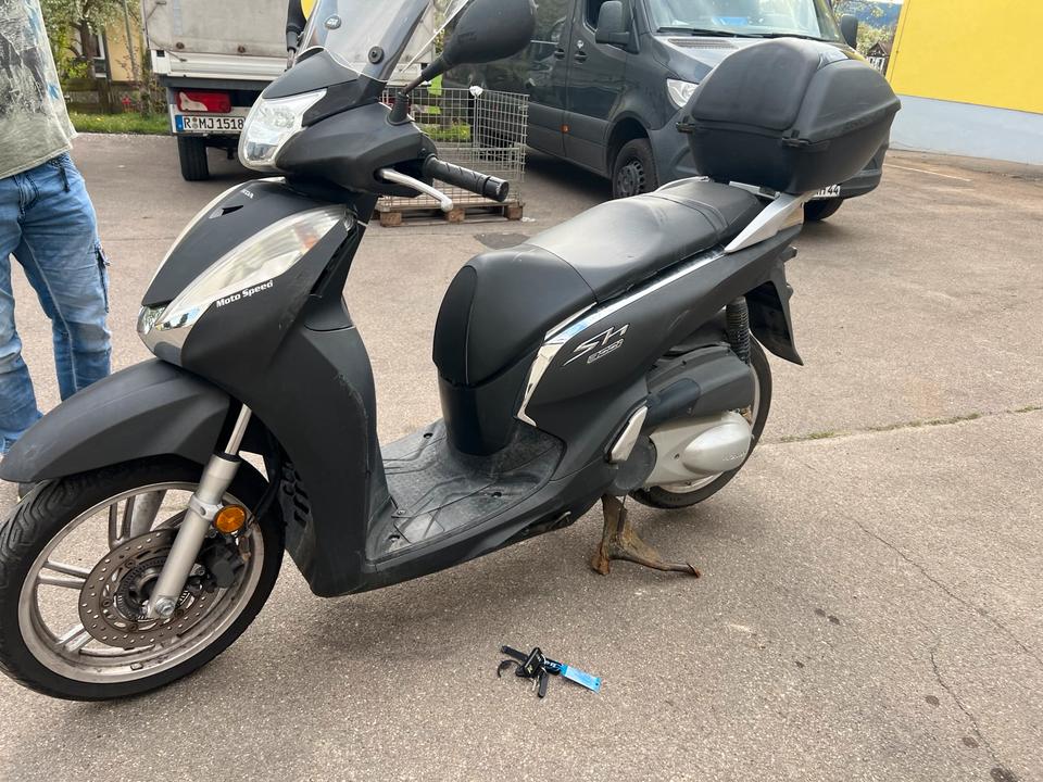 Honda SH 300 von 2007 1800€ Festpreis