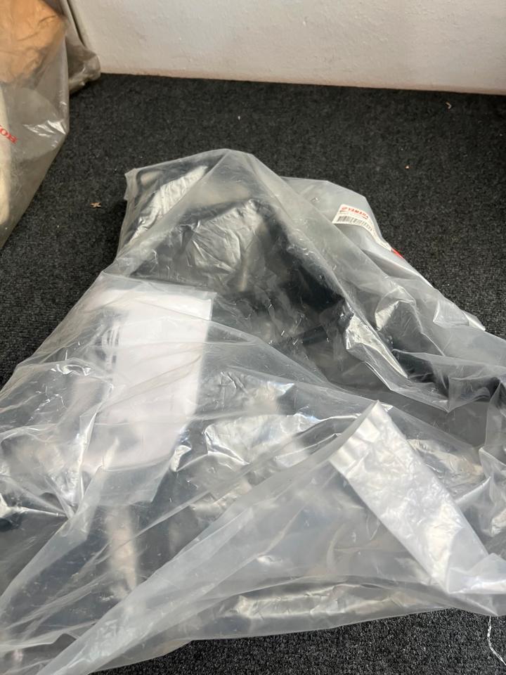 Yamaha XT660R XT660X Gepäckträger neu 5VK-W0736-10-00