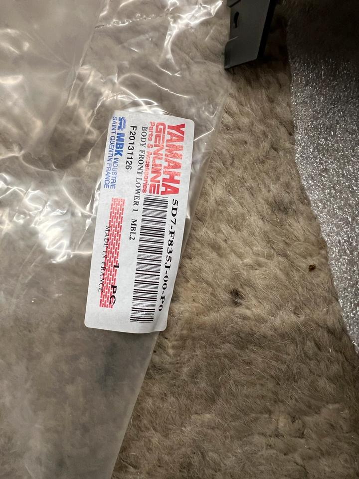 Yamaha YZF 125 Yamaha 5D7-F8351-00-PO Verkleidung neu 110€