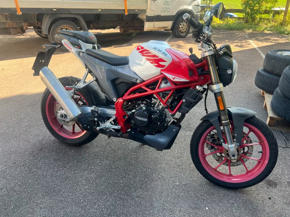 SWM 125 Varez