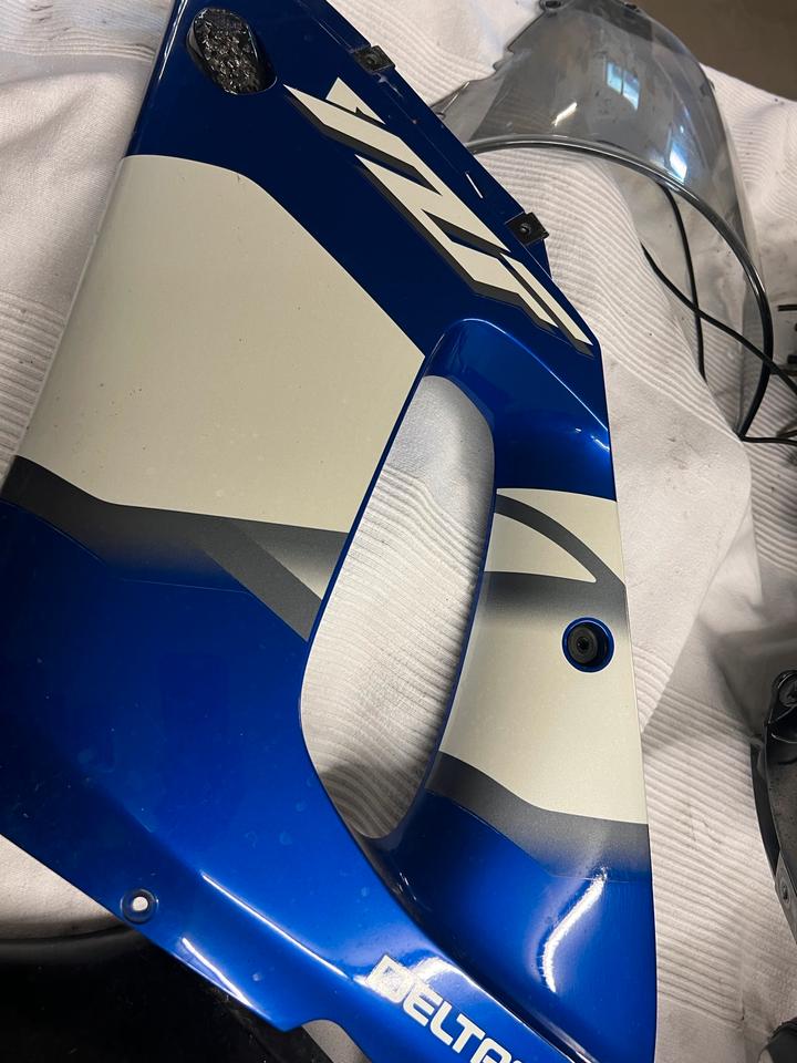 Verkleidung Seitenteil links Yamaha r6 rj03 170€