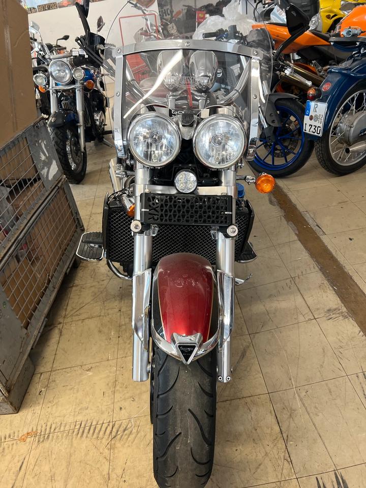 Triumph Rocket 3