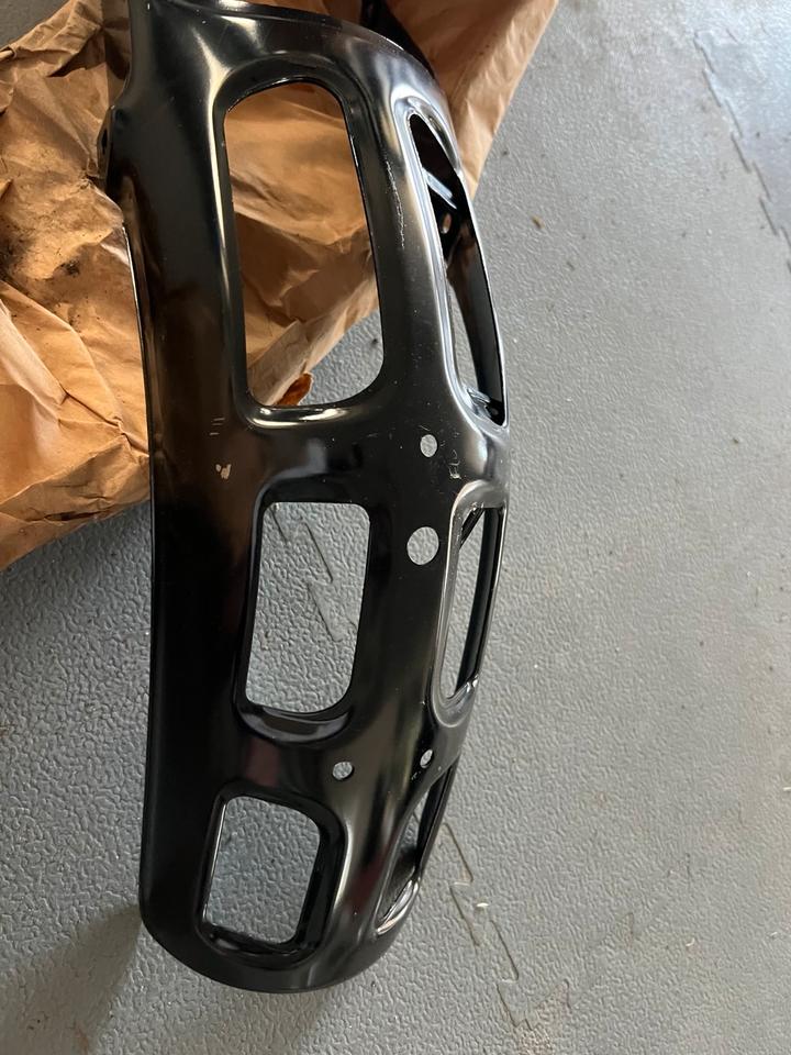 Suzuki DR 500 S innen kotflügl 63120-37401 neu 50€