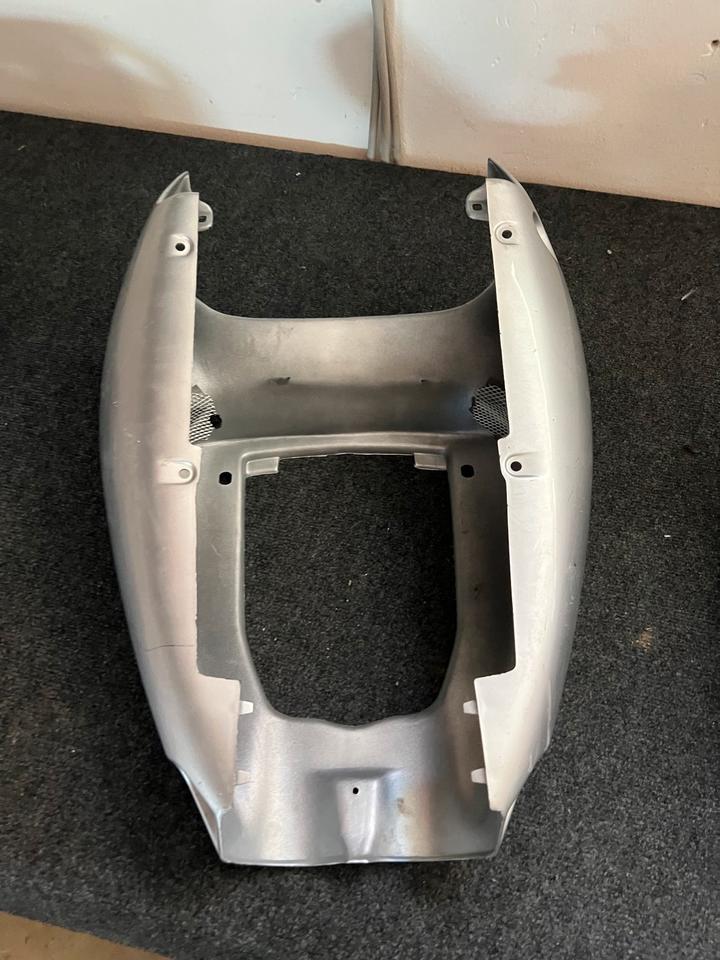 Aprilia Tuono 1000 heckverkleidung neu 50€